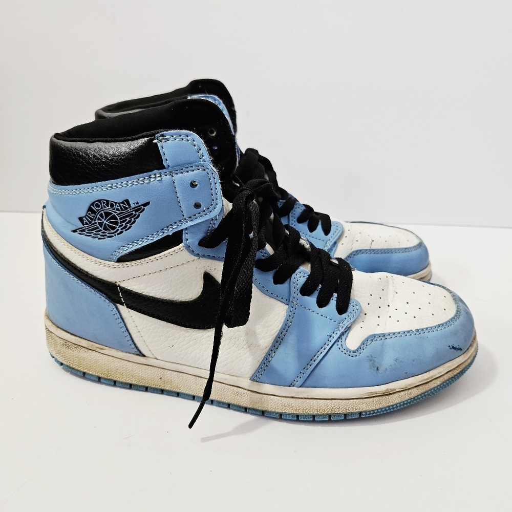 Nike Air Jordan 1 Retro High Sneakers Size 8 Blue White